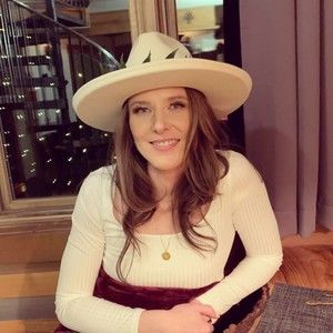 Meet your Posher, Jacque